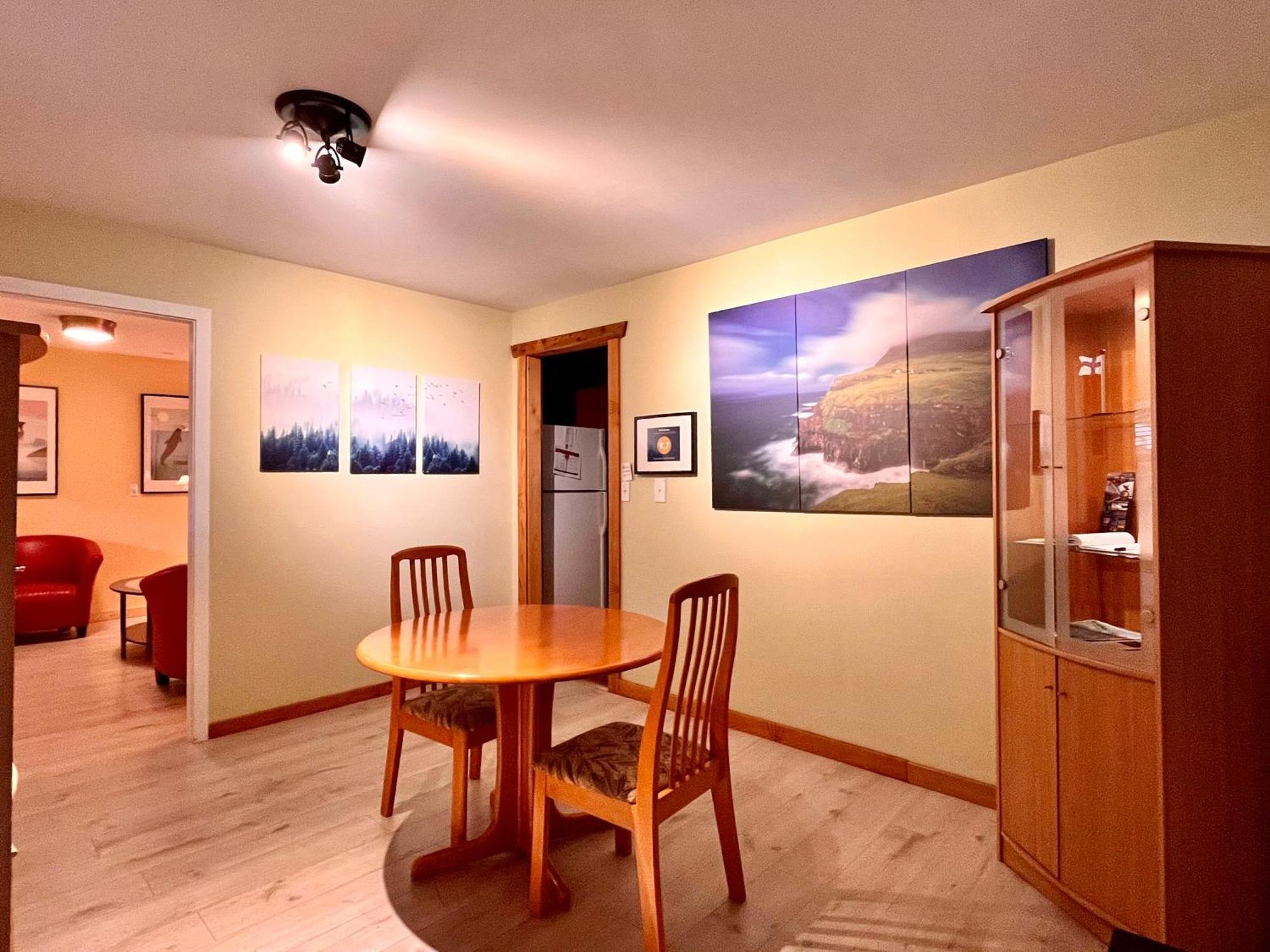 Frigon Suite -Waterfront Port Alice Exterior photo